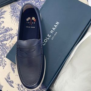 cole hann loafers!! brand new!